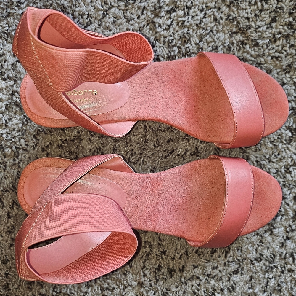 Liz Claiborne Coral Pink Open-Toe Ankle Strap Sandals